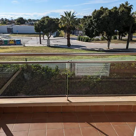 Large Luxury With Shared Pool Sitges