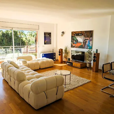 Apartment Large Luxury With Shared Pool *